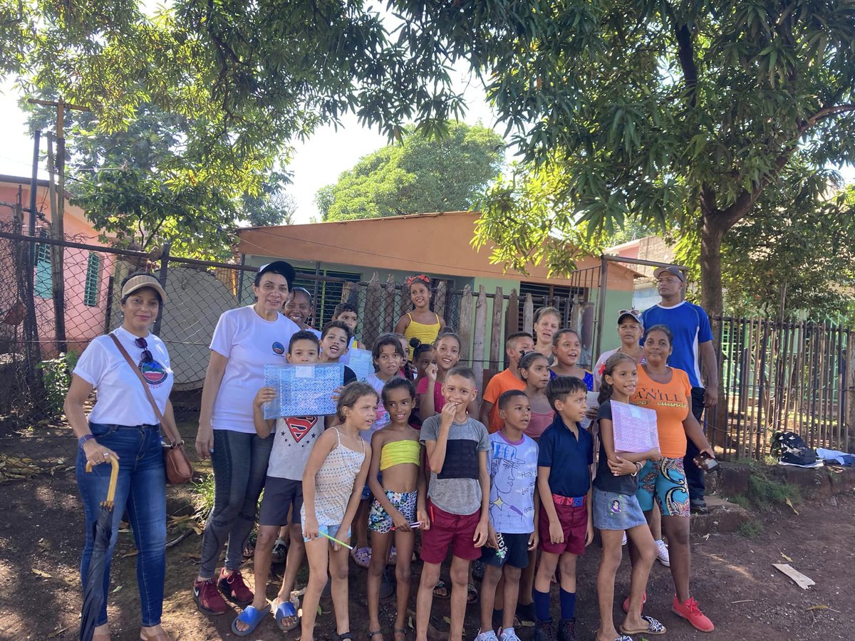Proyecto “Pescadores de Esperanza” <a href="/UniversidadMoa/">Universidad de Moa Dr. Antonio Núñez Jiménez</a>  junto al C.Deportivo #4 y la CC 57 de Las Coloradas, celebraron jornada especial, premicación de dibujos y se desarrollo de juegos deportivos. Un gran ejemplo de vínculo entre universidad y comunidad <a href="/CubaMES/">MES</a> <a href="/WalterBG_MES/">Walter Baluja García</a>