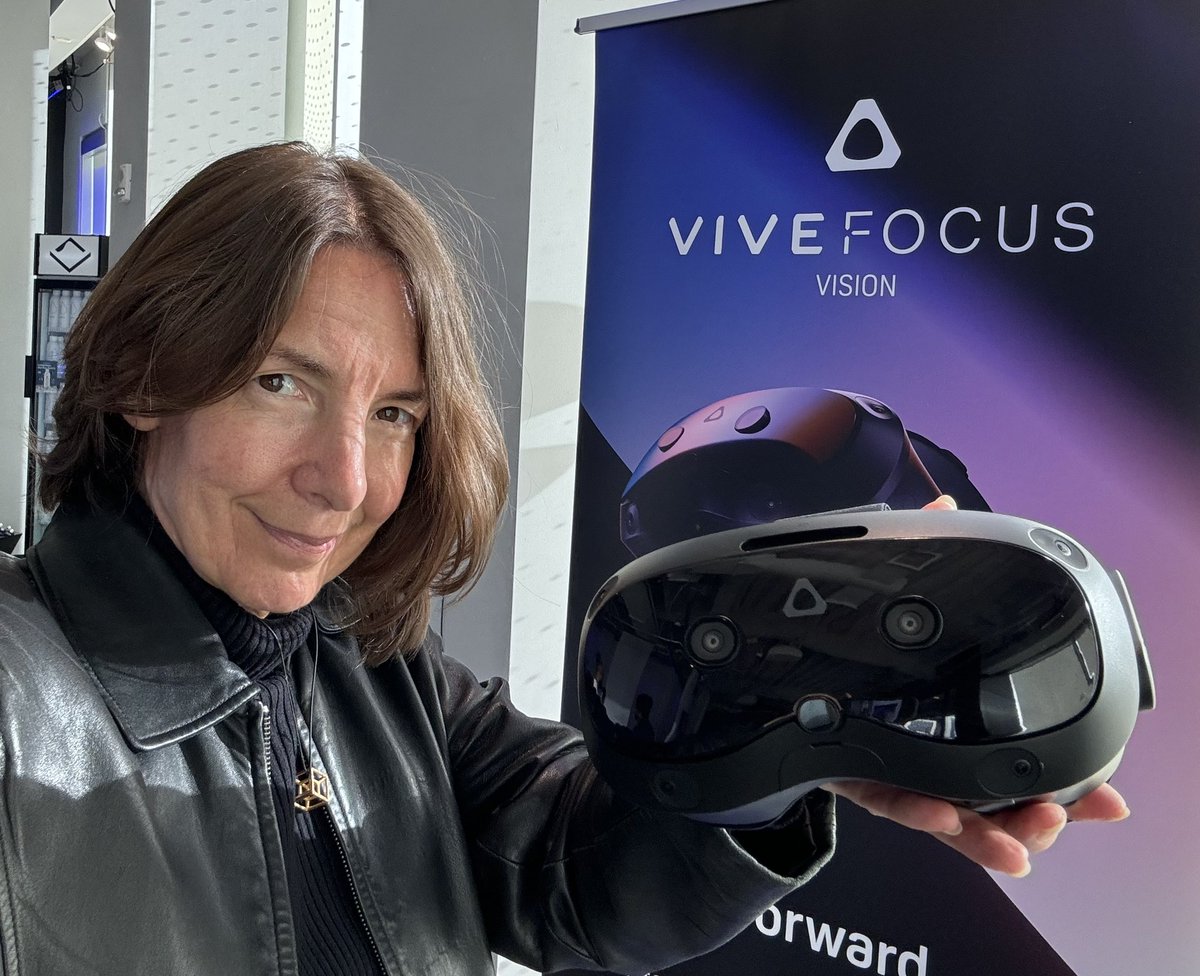 Excited for today’s <a href="/htc/">HTC</a> #ViveFocusVision launch event! #SquidGames here we come! <a href="/PlayWhiteRabbit/">White Rabbit 🐰 🎩</a>