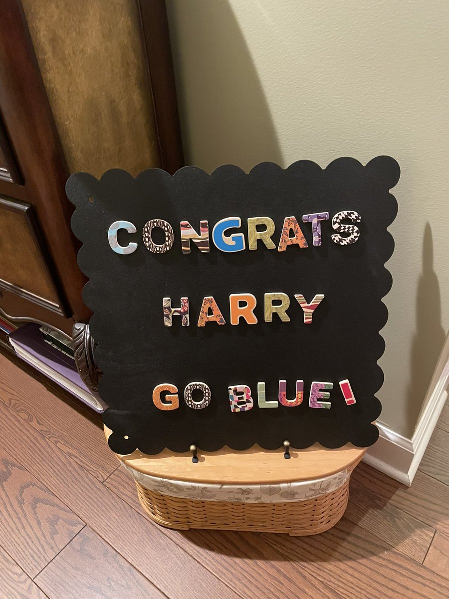 AShea_Lab's tweet image. Wishing @harry_mobley a happy retirement! 40 years of “Movin’ on Up” 🧫🔬🧬