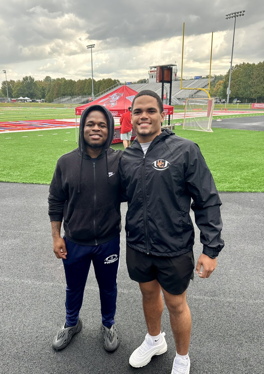 tobyvahey32's tweet photo. Thanks to @carson_picheco and @CoachPapley for having me out for a game last weekend! It was a great time and I appreciate all of the hospitality! https://t.co/zRfHFtc8we