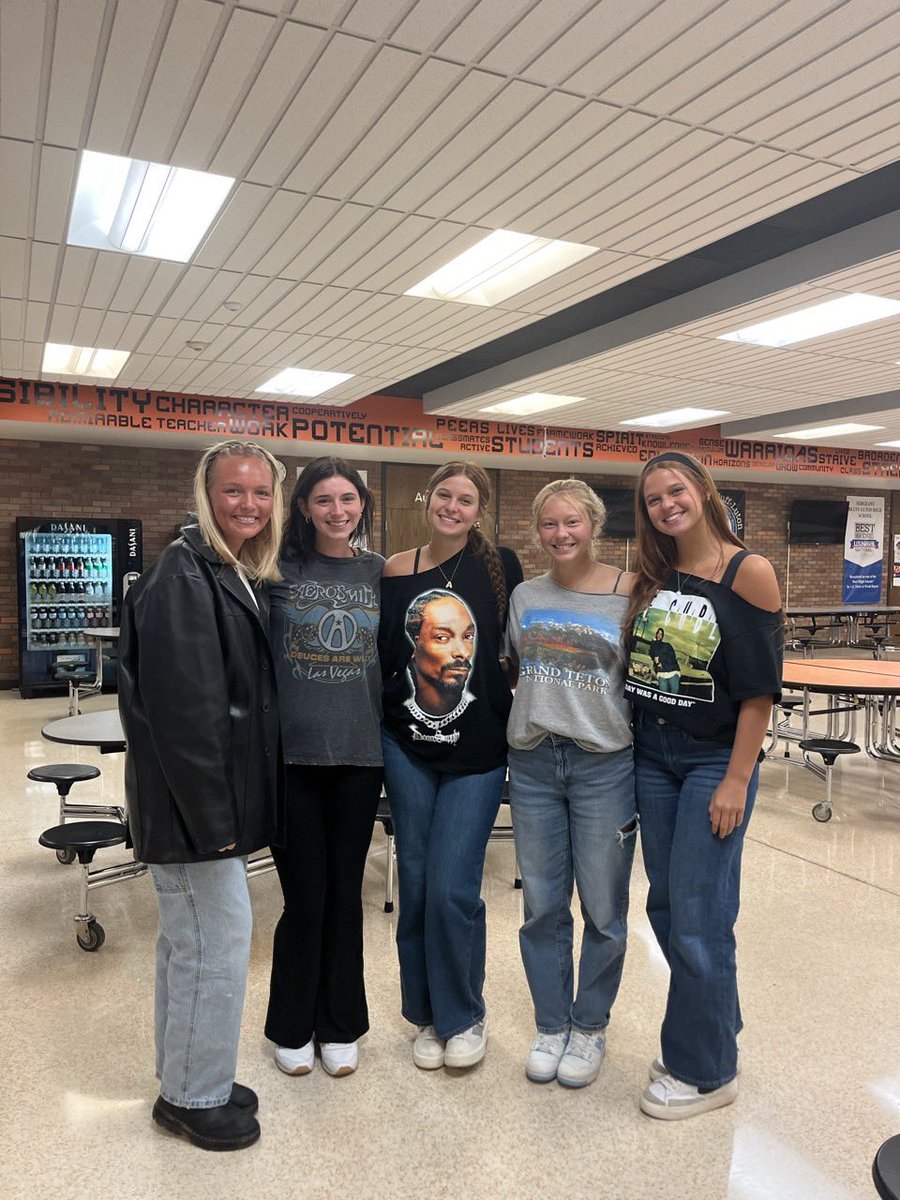 SBL Student Council tweet media