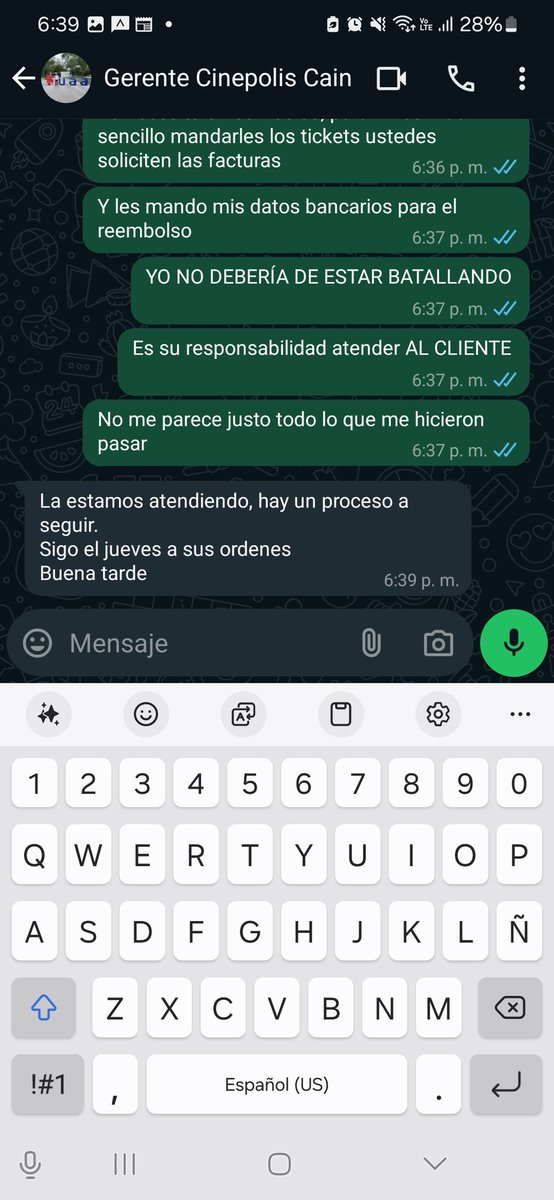 cindyfdzhal's tweet photo. No sé en qué basan la selección de su personal de verdad @Cinepolis @AyudaCinepolis 
Ya me atendí el "gerente" me dijo que mande facturas menores a $2mil A VEEER SI se autorizan, o sea qué? ... https://t.co/eAFsCxsPZX