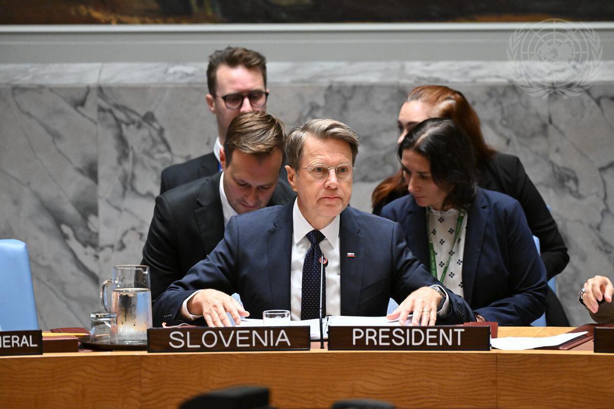 swiss_un's tweet photo. Congratulations to #Slovenia🇸🇮for a successful Security Council Presidency in a challenging month of September.
Ahead of its UNSC Presidency mandate, #Switzerland🇨🇭will build upon focus on:
➡️ Transparency
➡️ Participation of civil society
➡️ Prevention https://t.co/1nR69ow27n