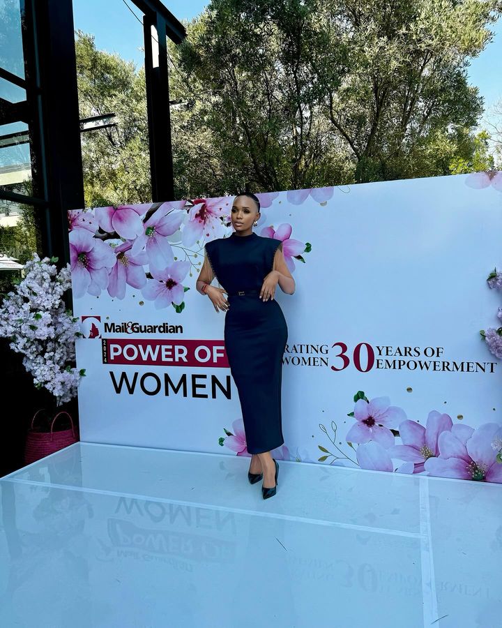 dr_lungile's tweet photo. 𝐏𝐨𝐰𝐞𝐫 𝐨𝐟 𝗪𝐨𝐦𝐞𝐧 𝐀𝐰𝐚𝐫𝐝𝐬 reminds me of Gods grace and the purpose that fuels me.

I’m so grateful to @mailandguardian , and to everyone who has supported my journey. It’s such a blessing to be celebrated alongside such phenomenal women. 

Here’s to 𝟑𝟎 𝐲𝐞𝐚𝐫𝐬 https://t.co/SC7PYNVfMS