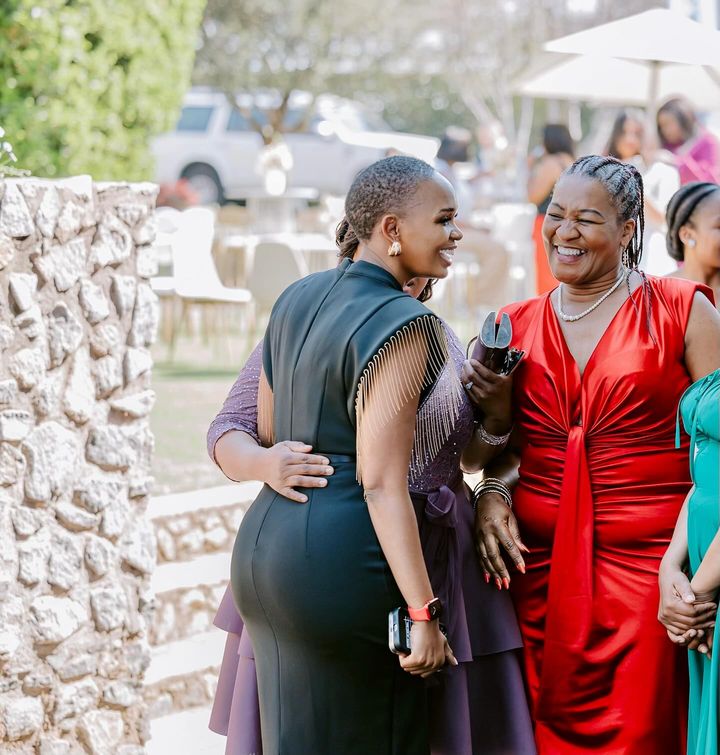 dr_lungile's tweet photo. 𝐏𝐨𝐰𝐞𝐫 𝐨𝐟 𝗪𝐨𝐦𝐞𝐧 𝐀𝐰𝐚𝐫𝐝𝐬 reminds me of Gods grace and the purpose that fuels me.

I’m so grateful to @mailandguardian , and to everyone who has supported my journey. It’s such a blessing to be celebrated alongside such phenomenal women. 

Here’s to 𝟑𝟎 𝐲𝐞𝐚𝐫𝐬 https://t.co/SC7PYNVfMS