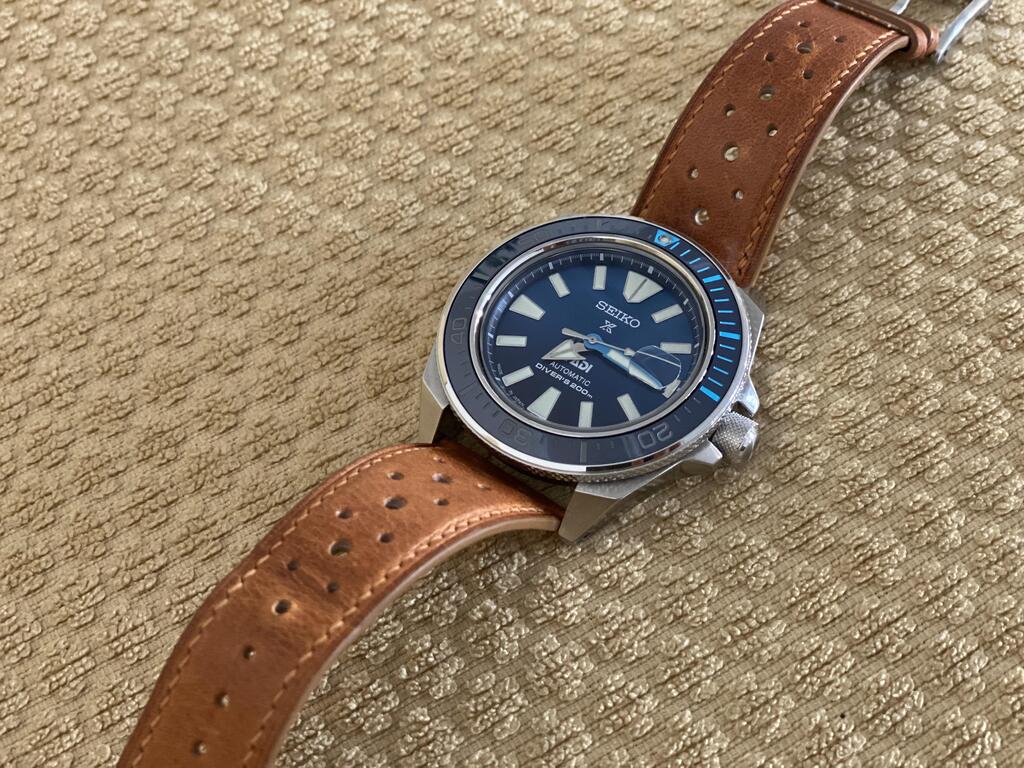 Handdn_'s tweet photo. AbdulHalim Behebehani (Verified Customer)
From: Kuwait City, KW 🇰🇼
excellent quality and finishing
Via @judgedotme
https://t.co/GBz3LyAA8b 
#handdn #leatherstrap #watchstrap https://t.co/SeQG6q0pq7