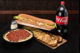 TheDaveCrow's tweet photo. @scottew There's a place in the midwest that does a half gallon of spaghetti, sub sandwich, garlic bread and soda for $35. Probably feeds 10 people. 

I always thought it would do well in Utah County. But perhaps this suggests otherwise.

It at least has the name La Gondola going for it. https://t.co/o7HOdTLOht