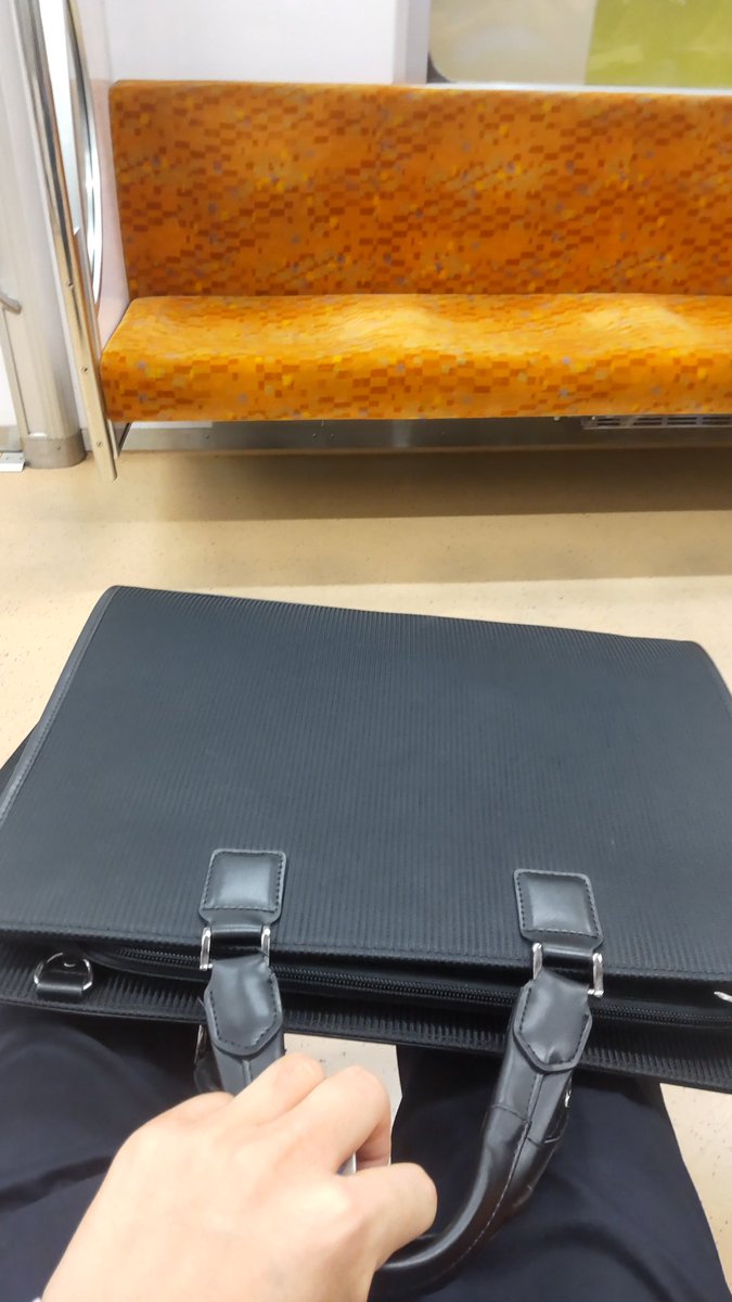 ryosuke12828's tweet photo. 内定式！あと半年で社会人 https://t.co/BbfCV4UAYo