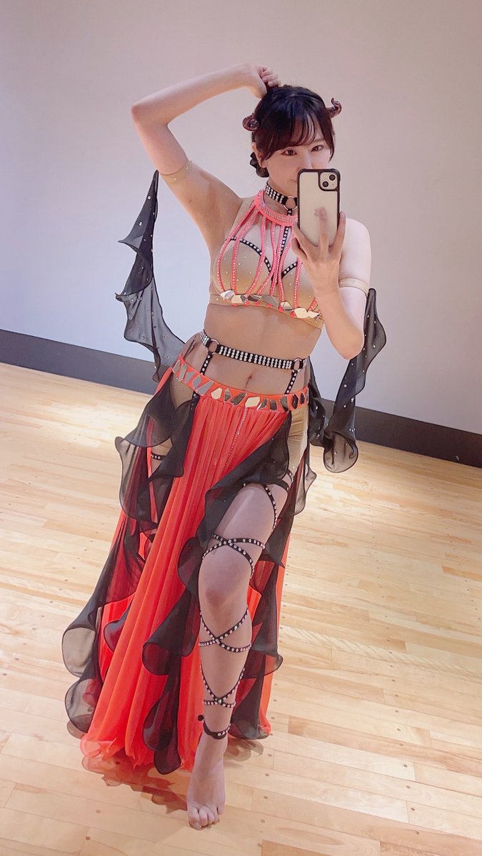 ねねq(q'∀`*) on X