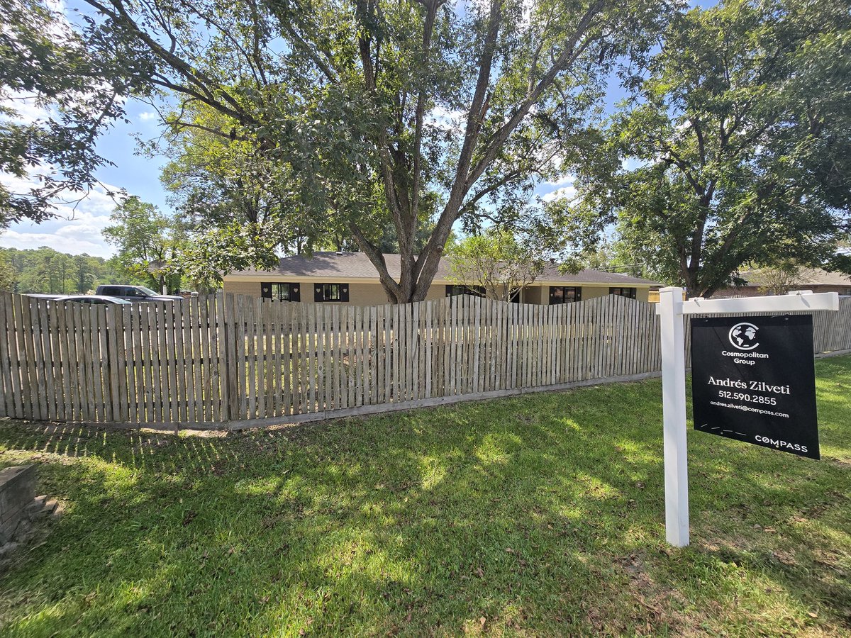 I am thrilled to represent the sellers of this incredible property in Humble! This 3 bed, 2 bath home sits on a 3.12 acre lot! 

If you want more information call me at 512.590.2855 

#thirdgenerationrealtor #Realtor #houstonrealestate #ThisisCompass #CompassTeam #newlisting