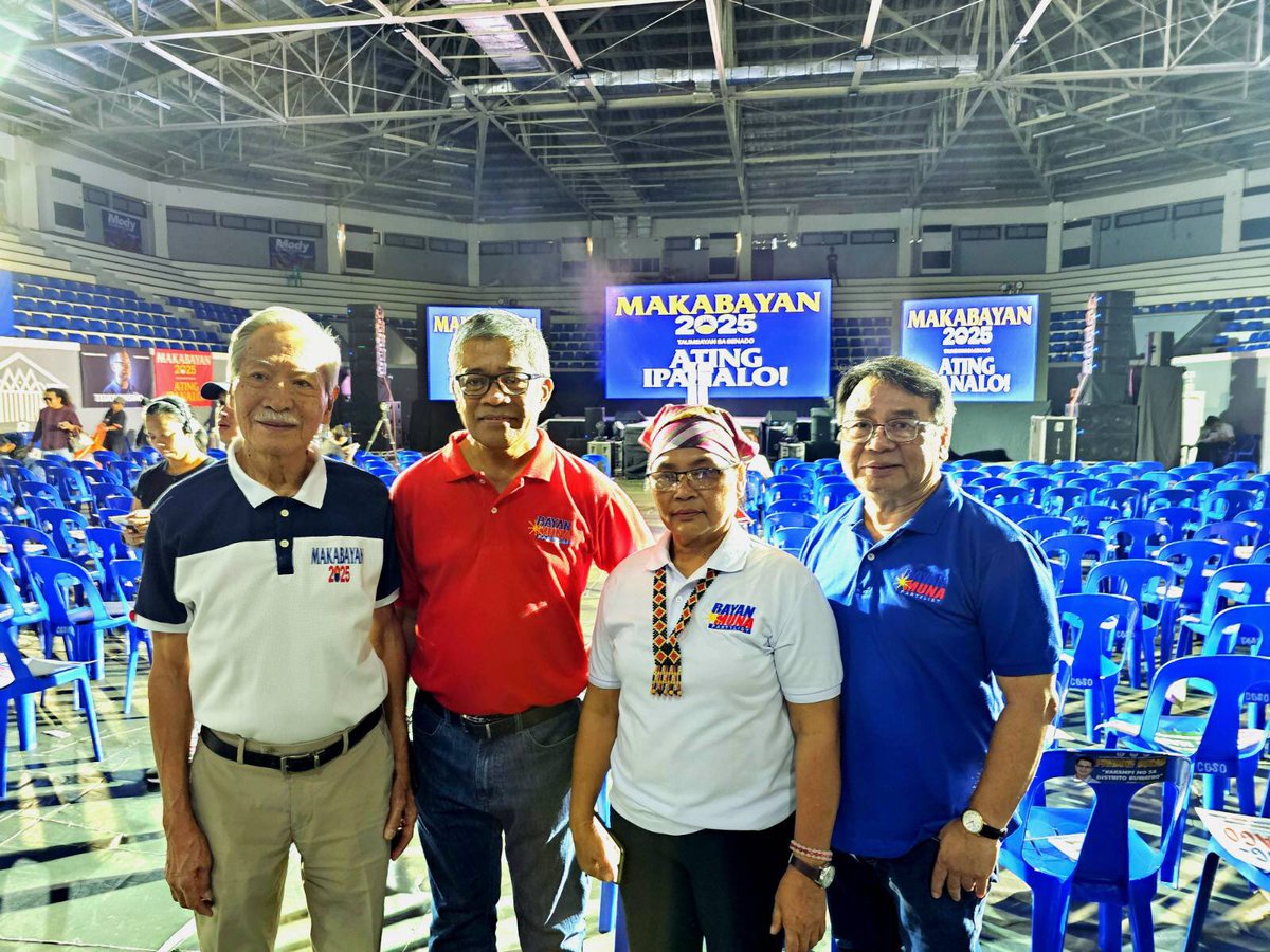 BayanMuna's tweet photo. Handa nang ipanalo ang mamamayan sa loob ng kongreso, Bayan Muna, ipanalo! 💙☀️❤️ Sigaw ng bayan, Bayan Muna! 

Sama-sama tayo, pagbabago para sa karaniwang Pilipino! 

#BayanMunaIpanalo 
#UnaSaLahatBayanMuna https://t.co/FMDC2BpdrZ