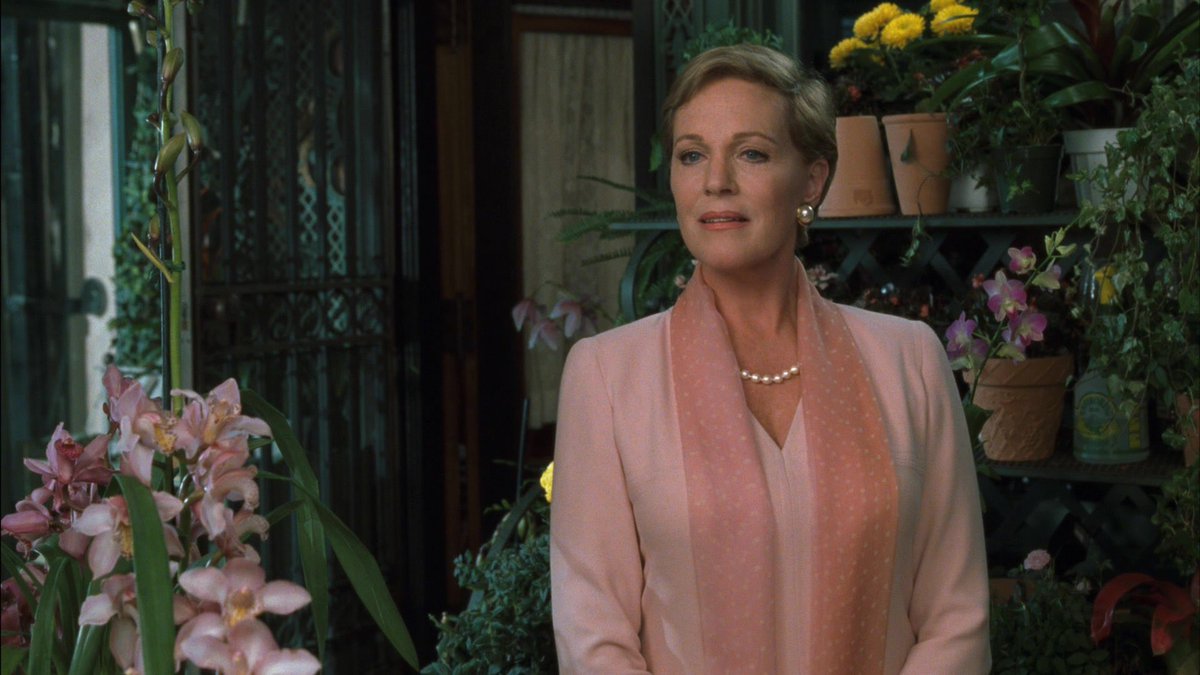 Happy 89th birthday to the legendary Julie Andrews