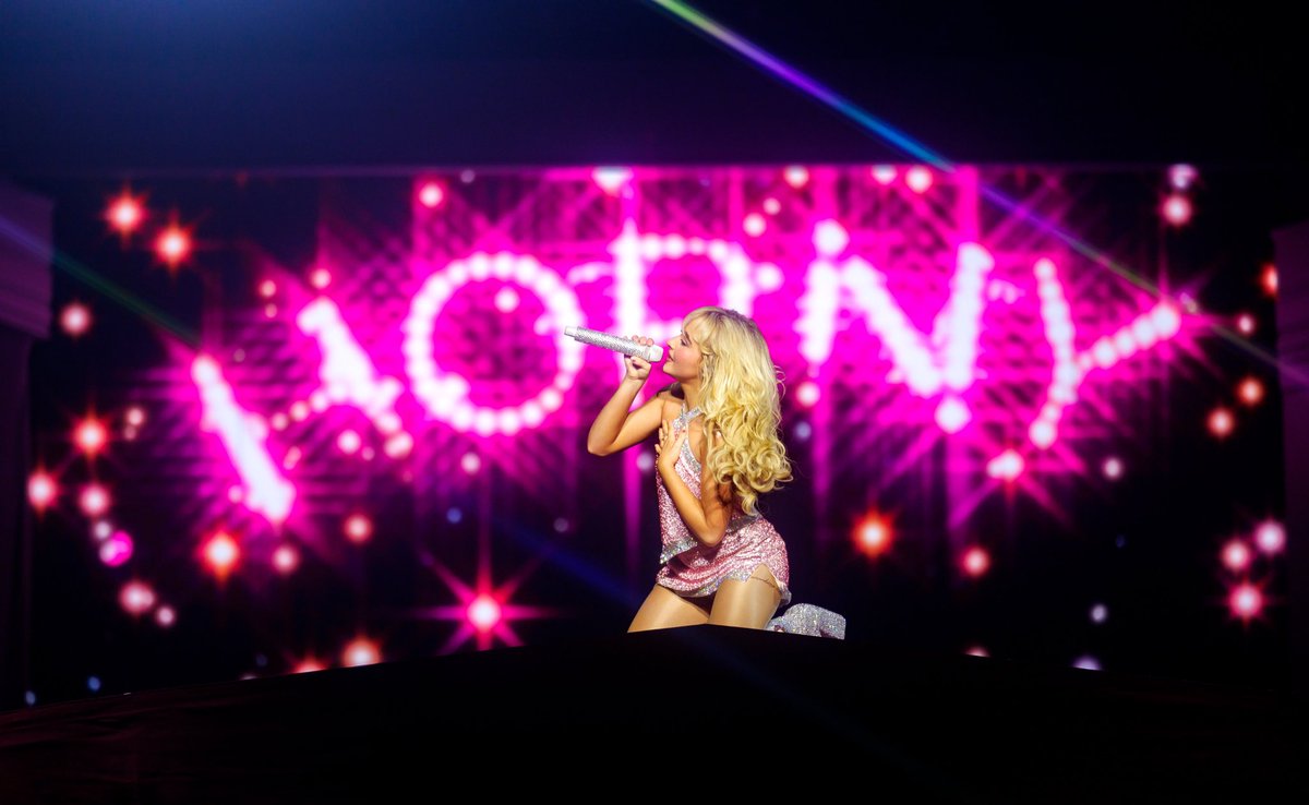 THE short n’ sweet tour photo actually