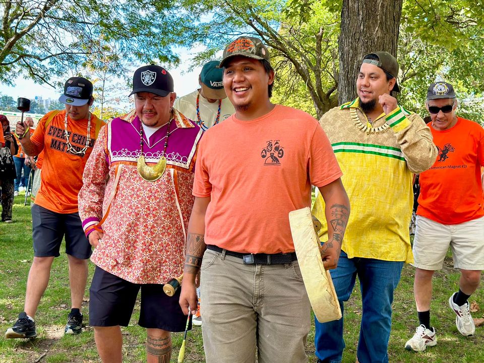 TheBest8Hours's tweet photo. 🧡 Thank you to everyone who joined us for the #EveryChildMatters Remembrance Walk at #SenecaNiagara.

Together, we honored the memory of Indigenous children and showed support for the continued healing of our Native community. https://t.co/uJkvp9ZAT5