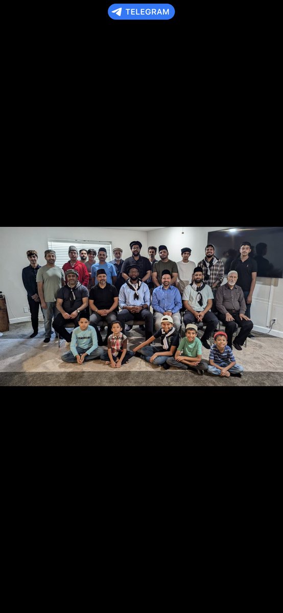 MKA_Phoenix's tweet photo. Group picture with many Khuddam and Atfal! https://t.co/QAtQoYvB0L