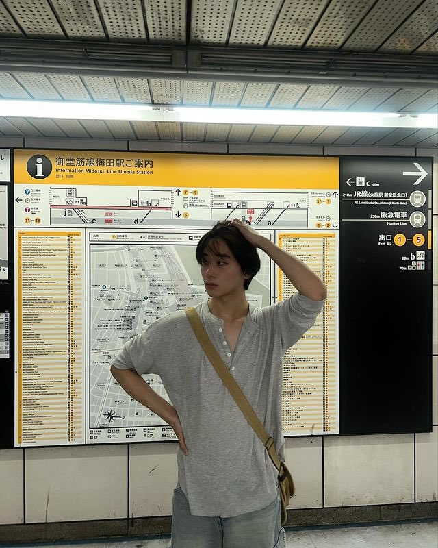 jeronator's tweet image. y’all