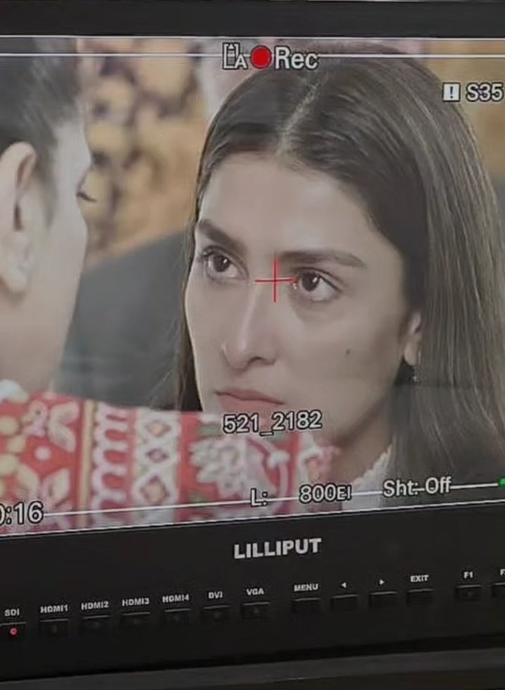 notbotheringu's tweet image. It's all in her eyes about her eyes

#AyezaKhan #Humraaz