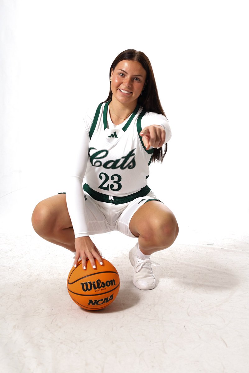 I’m beyond excited for my first season with this team and can’t wait for what’s ahead. Join me and fellow Bearcat supporters by donating to <a href="/nwbearcatwbb/">Bearcat WBB</a>. Your support means the world and we can’t wait to see you at a game! Thank you, and go Cats!
org.eteamsponsor.com/ETS/supportUs/…