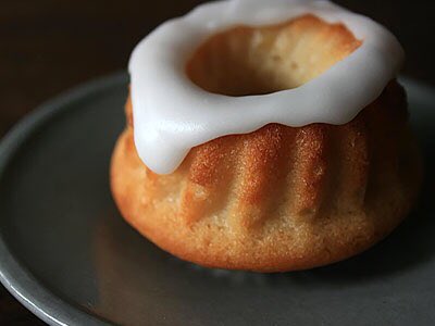 TOKYU_DEPT_ty's tweet photo. 〈予告〉
渋谷マークシティ1Fジス ウィーク2に
3日から台東区にある焼き菓子屋〈#torinos(トリノス)〉が初‼️出店✨
平飼い卵と季節の果物を使用した焼き菓子、クッキーやケーキ、マフィンなどを販売します😋是非お試しください♪
#渋谷 #スイーツ #焼菓子 #お土産
#クッキー #ケーキ #栗 https://t.co/MX1xxsCwJ7