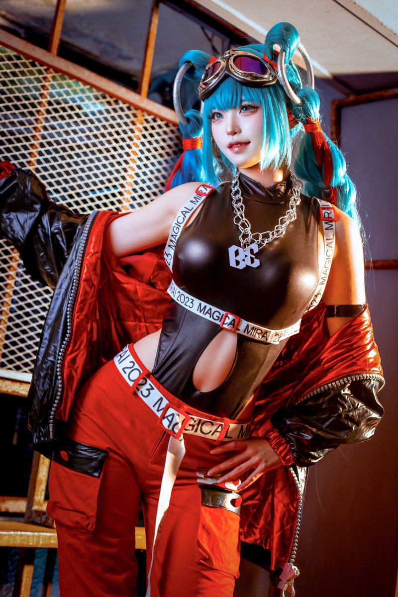 Do you like Miku?

#HatsuneMiku #初音ミク
#コスプレ #cosplay https://t.co/tde1O8HVKj