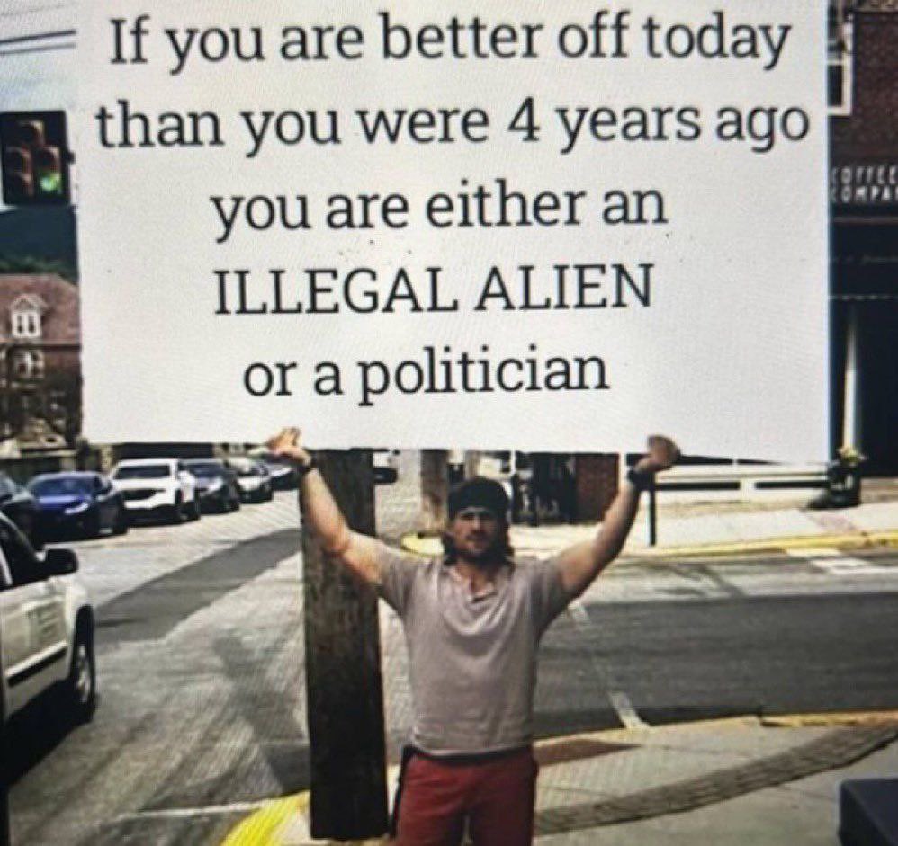 Chesschick01's tweet image. Checks out.