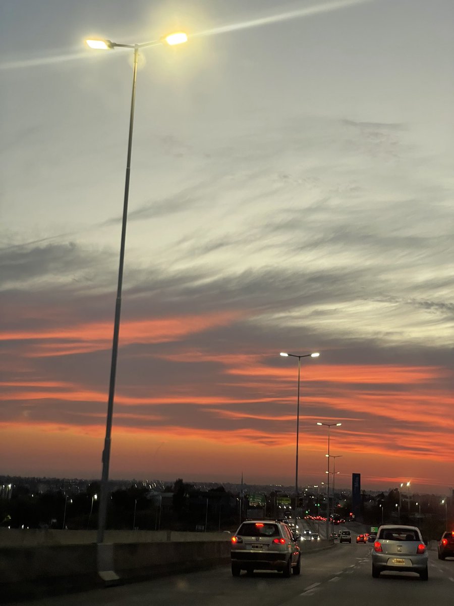 Santuuu (@santichanique) on Twitter photo 