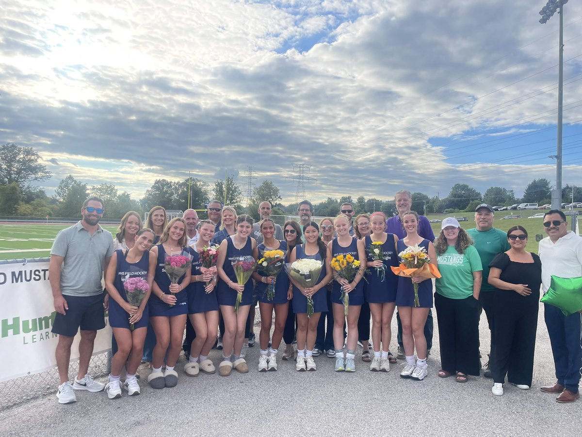 MHS_FieldHockey's tweet photo. Got the W on Senior Night!!! To our seniors and their families: 
We love you all and thank you all for your time, effort and support! #mhsfh #proudcoach #seniornight https://t.co/iDIObce6eC