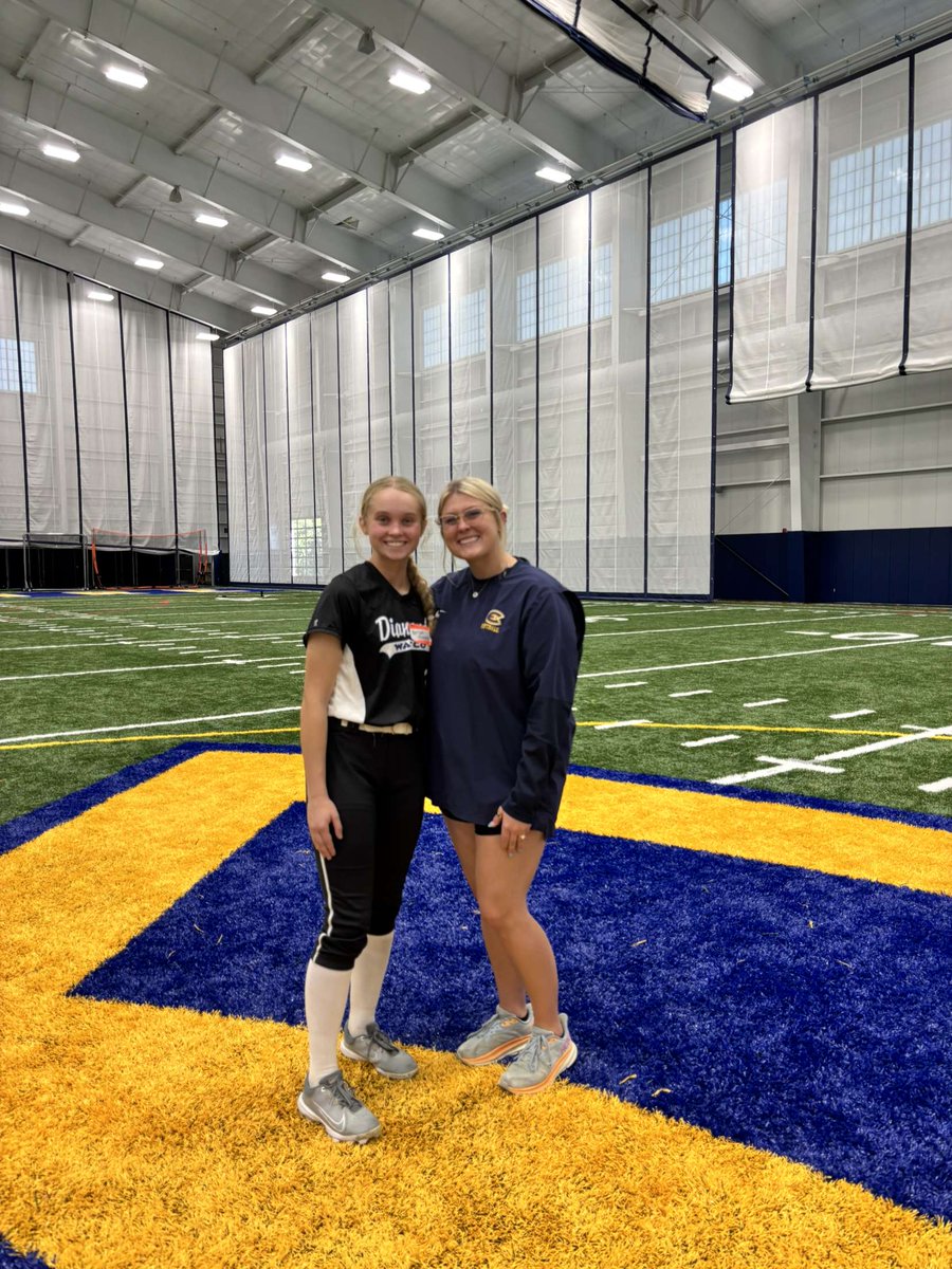 Thank you <a href="/UWECSoftball/">Blugold Softball</a> for a great camp this past weekend.  I loved the new facility and working with the team!   <a href="/BlugoldCoachH/">Leslie Huntington</a>, <a href="/place_abbey72/">Abigail Place</a> <a href="/MmWasco/">Wasco Diamonds 18u MM</a> <a href="/mahaffyt/">Tim Mahaffy</a> <a href="/WascoDiamonds/">Wasco Diamonds</a>