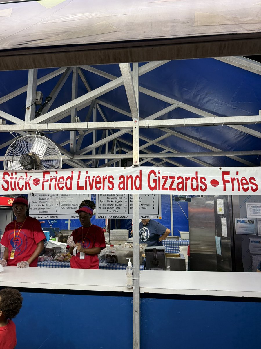 JonathanESmith's tweet image. What we thought about eating at The State Fair of Texas tonight vs what we actually ate. #citn #citrt #citn24