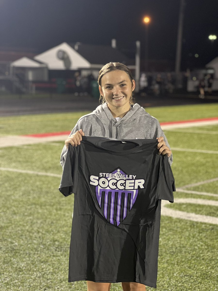 steelvalleySVS's tweet photo. Congratulations to our SVS Player of the Game Ava Yannucci of Howland! #steelvalleysvs #ohio #highschool #soccer #ohsaa #ossca #howland ⚽️ https://t.co/tcMlde2Wqy