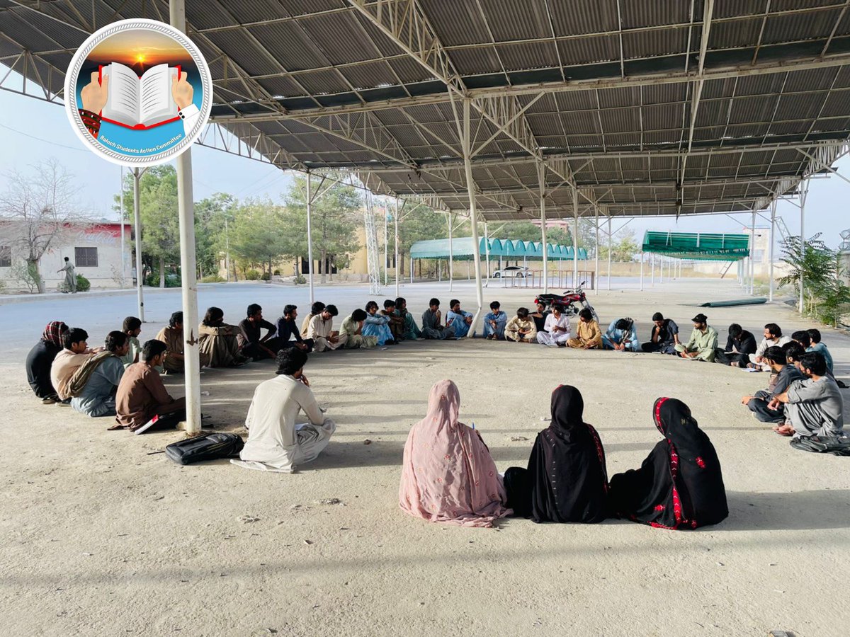 BsacQtaZone's tweet photo. بساک بروری بنزہ ءِ بنزہی دیوان برجم دارگ بوتگ۔ دیوان ءِ مہمان ھنکینی سنگت لیاقت بلوچ ءُ خداداد بلوچ بوتگ اَنت ۔

نوکیں کابینہ ءِ واست ءَ شکیب بلوچ کارمستر، اعجاز بلوچ کمک کارمستر، راشد بلوچ کارگشاد، عمران بلوچ کمک کارگشاد ءُ وھاب بلوچ ھالرسانی کارگشاد گچین کنگ بوتگ اِنت۔ https://t.co/lnoMYouqUr