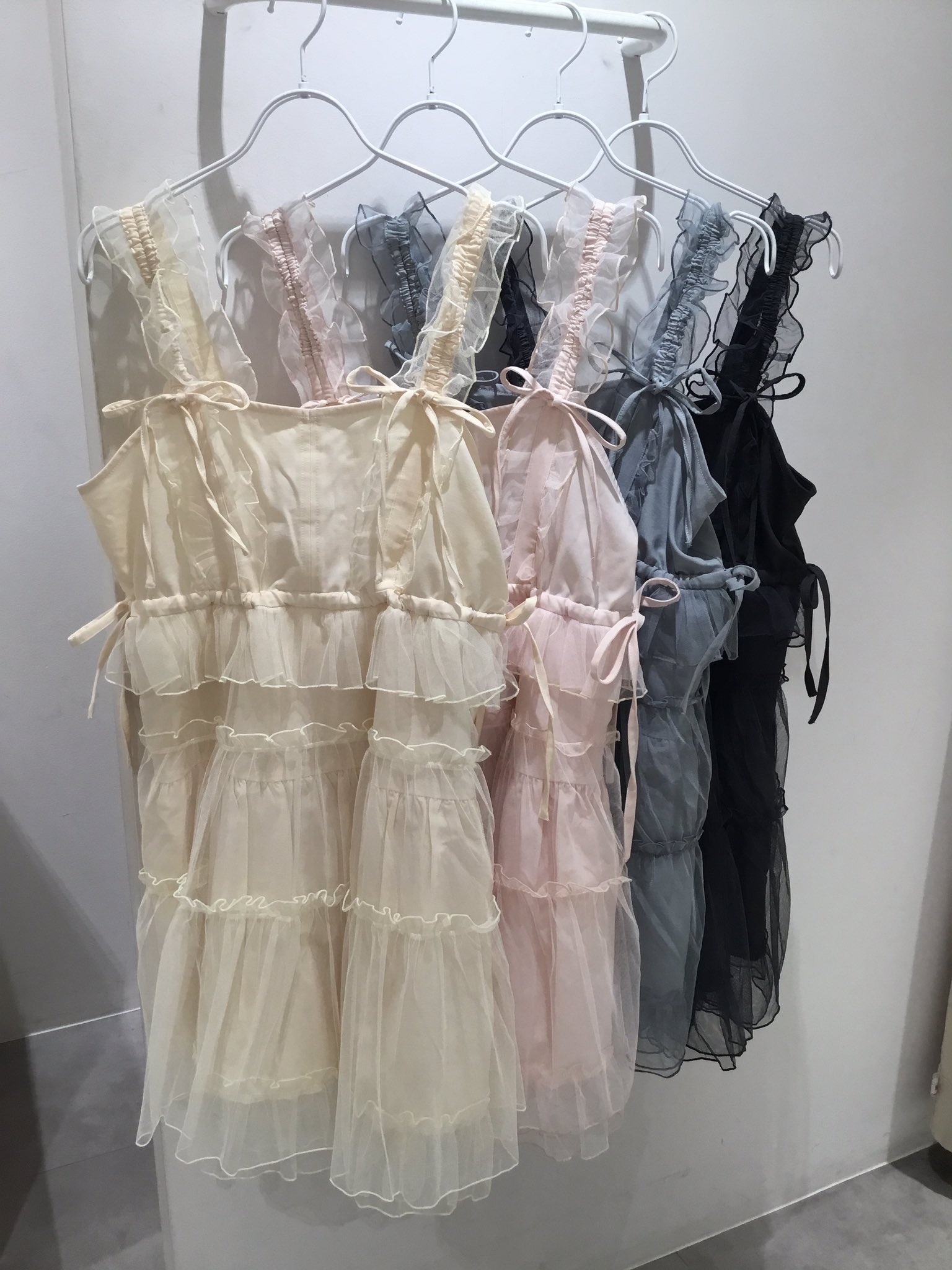 merry jenny チュールドロストミニキャミワンピース アイボリー