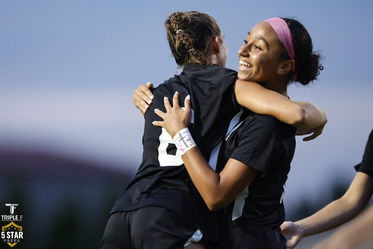 5Star Preps (@5starpreps) on Twitter photo The <a href="/BHSLadySoccer/">Bearden Lady Bulldogs Soccer</a> snagged a 1-seed on Monday night for the upcoming postseason.
That may not stun many.
But what transpired during the win over Farragut definitely stood out.
THE READ ➡️ 5starpreps.com/articles/lady-… The <a href="/BHSLadySoccer/">Bearden Lady Bulldogs Soccer</a> snagged a 1-seed on Monday night for the upcoming postseason.
That may not stun many.
But what transpired during the win over Farragut definitely stood out.
THE READ ➡️ 5starpreps.com/articles/lady-…