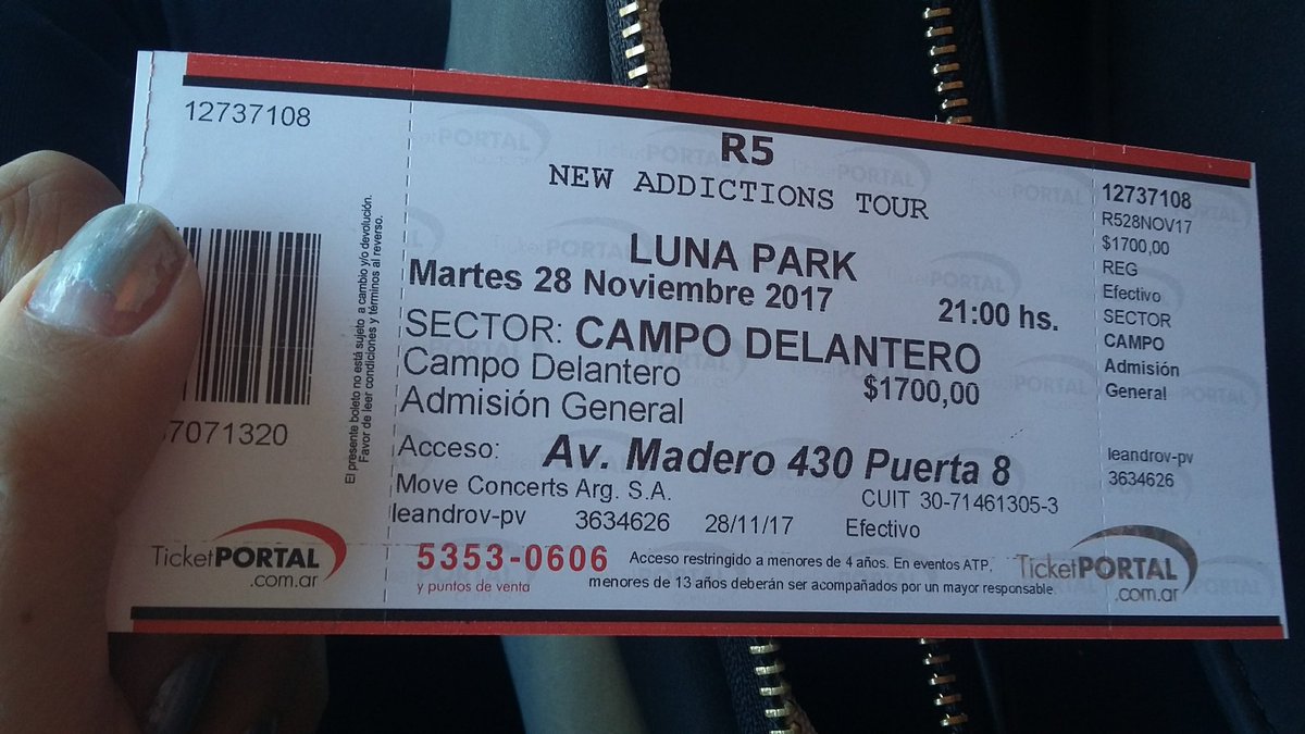 caroli11's tweet photo. Los sigo desde 2014 me acuerdo que para ese entonces habían venido a BS as ,pero como soy de Rosario no pude ir ya que era muy chica en 2015 tuve la oportunidad  de ir a verlos y de esa vez fui a todos sus conciertos como R52017 ,TDE 2022 y 2024❤️‍🩹 #TDTOURXTHEDRIVERERA https://t.co/TwSSnYnROB