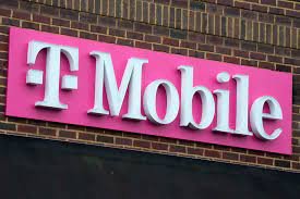 vipinyadav302's tweet photo. #JUSTIN : Multiple cellphone service providers, including Verizon, AT&amp;T and T-Mobile, experiencing outages
#Verizon #VerizonOutage #VerizonWireless #TMobile #AT&amp;T #NATIONWIDEOUTAGE #outage #USA #USA https://t.co/gwmd4Vuhfb