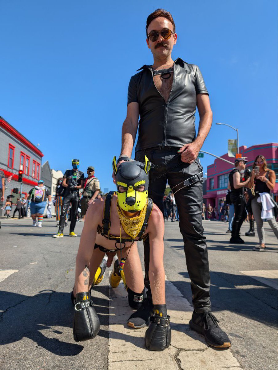 HunterFeral's tweet photo. In the airport heading back from San Fran, had such a good time at Folsom. Learned a lot to make next time even better! 

#FolsomStreetFair https://t.co/Z5nL43ej99