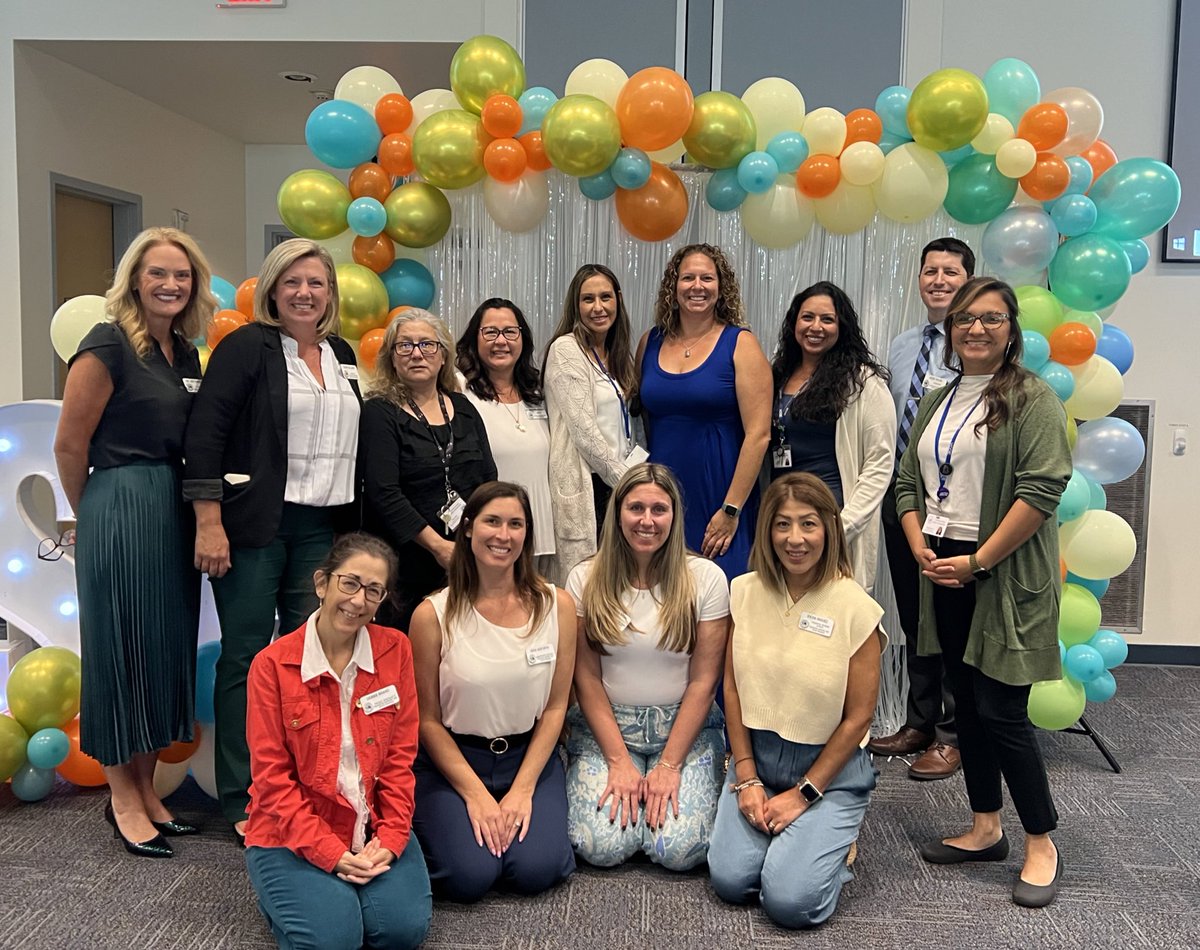 VCOE_ESE's tweet photo. Night one of Administrator Induction was so much fun!  Thank you, Dr Morales and The Center for Systems Awareness for sharing with us. How lucky we are to be connected in leadership! @VenturaCOE https://t.co/eGwlOhJnoO