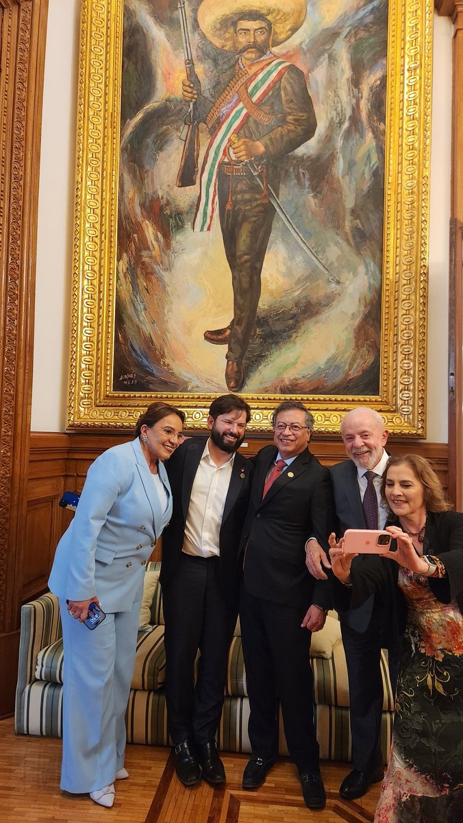 Un grupo de revolucionarios latinoamericanos