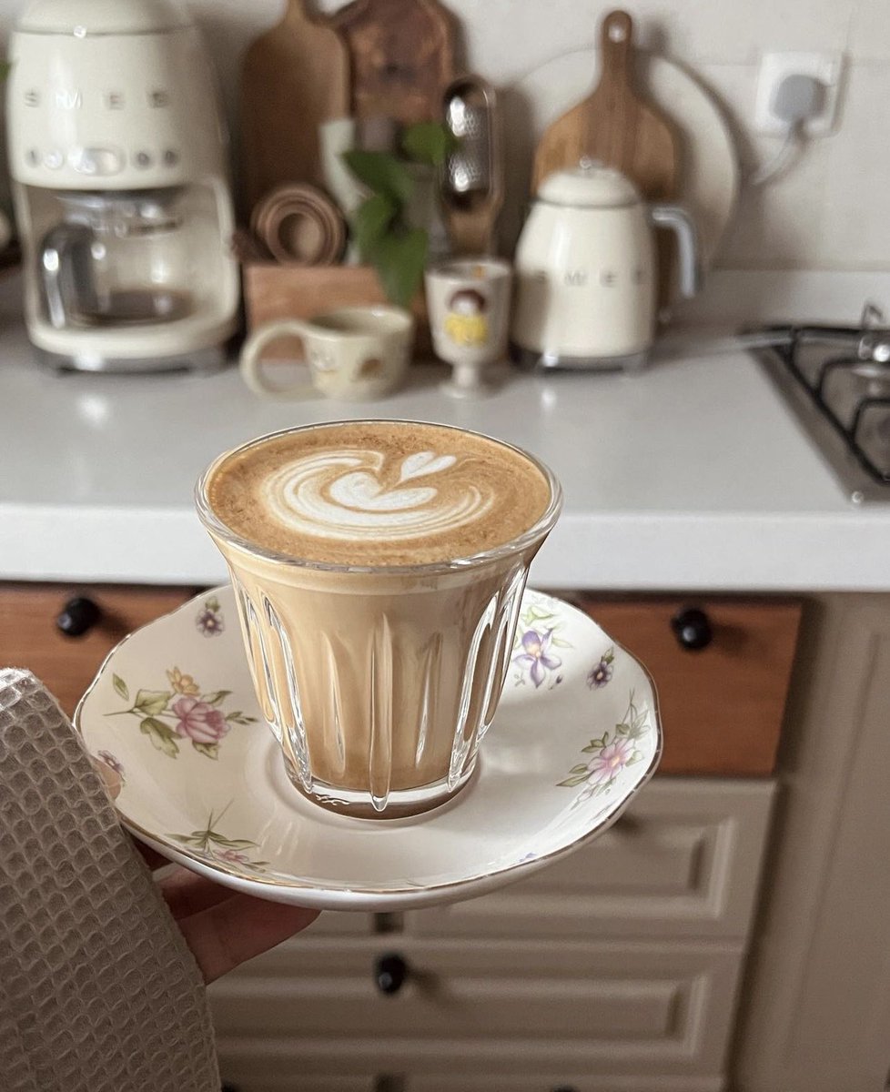 ﴿ بُشْرَاكُمُ الْيَوْمَ ﴾
يا رب بُشرى غير متوقعة تُعيد لنا ولكم بهجة الحياة ..🕊️

#صباح_الخير