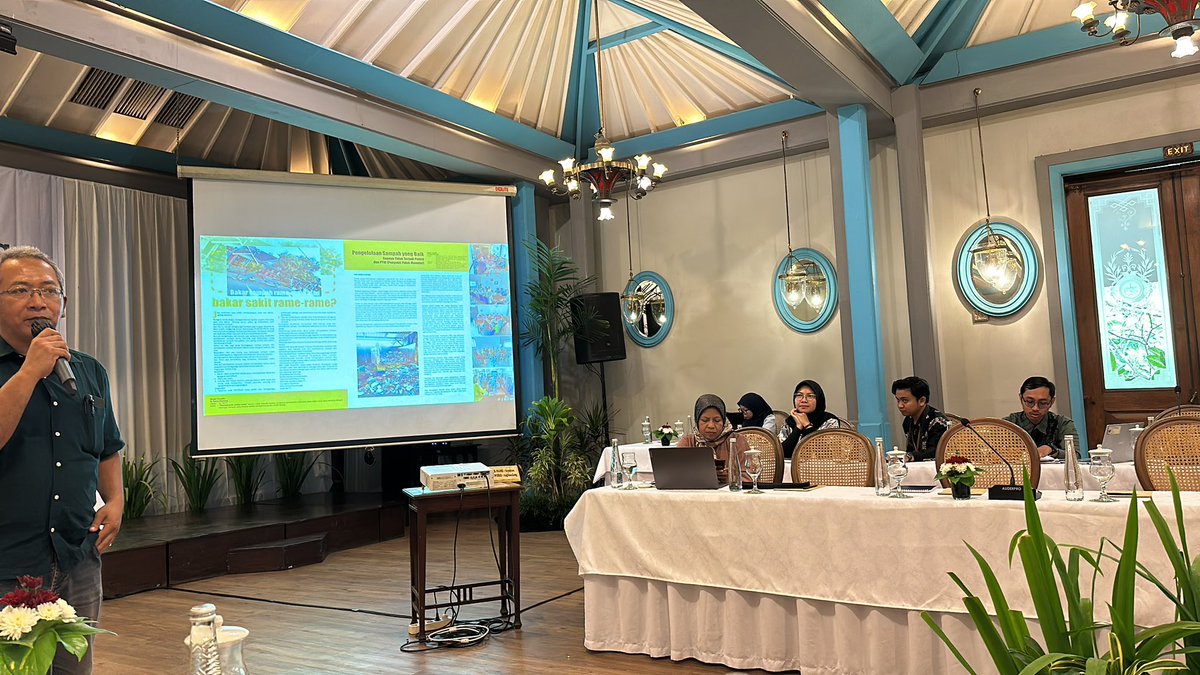 DPraveen (@drpraveend) on Twitter photo So good to be back in Indonesia hearing community perspectives on plastic waste management as part of <a href="/nihr_ghrc_ncdec/">NIHR GHRC for NCDs and Environmental Change</a> work. So good to be back in Indonesia hearing community perspectives on plastic waste management as part of <a href="/nihr_ghrc_ncdec/">NIHR GHRC for NCDs and Environmental Change</a> work.