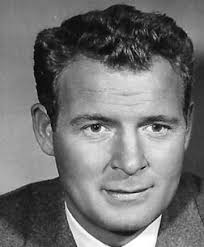 merlinpapin3's tweet photo. .@FredOL69007 #PremièreFoisauCinéma 

#CharlesDrake dans Career de Leigh Jason (1939) il avait 22 ans https://t.co/ZQ3Z53sncw