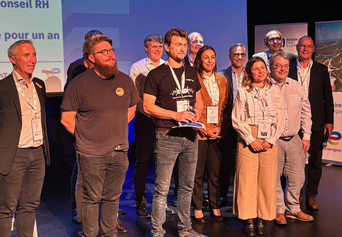 Miroiterie Grav'Or, Zic Ethic, Imagin-VR et HUBERT PROCESS, 4 entreprises ont participé au lancement de l’International Week en Mayenne dans le cadre de l’International Pitch Challenge.
4 projets à l’export dans le domaine de la Miroirerie d’art, la Réalité Virtuelle appliquée à