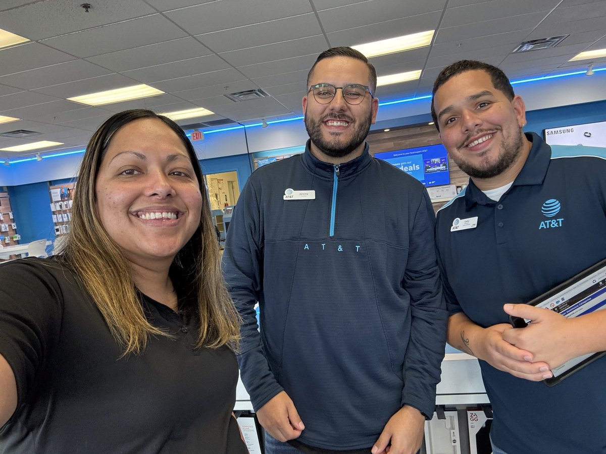 Sumitra C (@sumitra_coote) on Twitter photo Got to hang out the NFF team up in Jacksonville today! Thanks <a href="/jmarciniakk/">Jeremy Marciniak</a> and team for hanging today! You have an amazing group of leaders and awesome team! #OneFLA ππ΄#LifeAtATT #ItsAFloridaThing #SCFW24 Got to hang out the NFF team up in Jacksonville today! Thanks <a href="/jmarciniakk/">Jeremy Marciniak</a> and team for hanging today! You have an amazing group of leaders and awesome team! #OneFLA ππ΄#LifeAtATT #ItsAFloridaThing #SCFW24