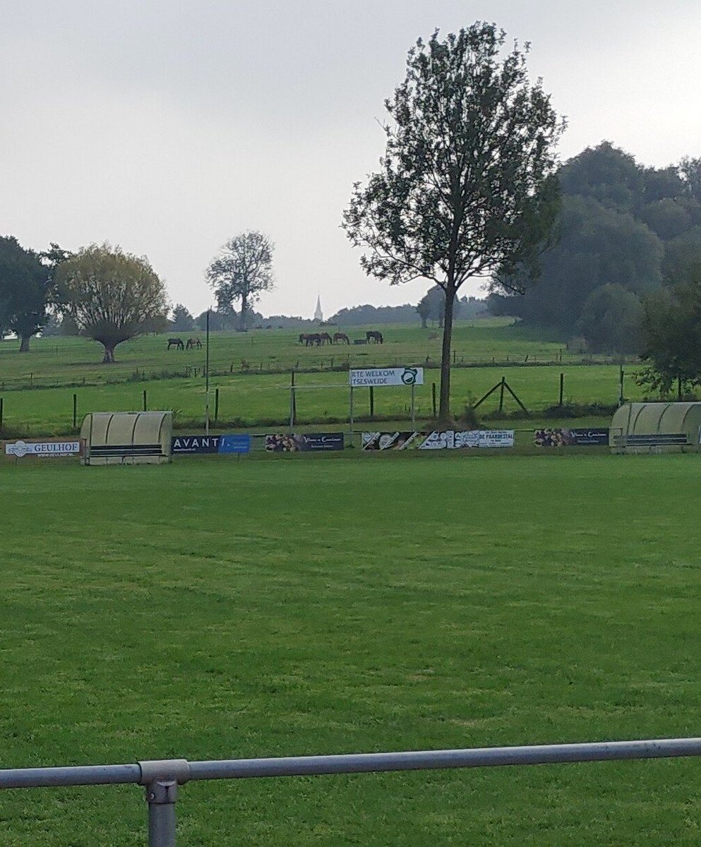 bg_westerink's tweet photo. #TicketboxTuesday 
RKMVC 
Rooms-Katholieke Mechelse Voetbalclub - sportpark Spetsesweide
Mechelen (gem. Gulpen-Wittem, Limburg NL) https://t.co/YQhnxdHGov