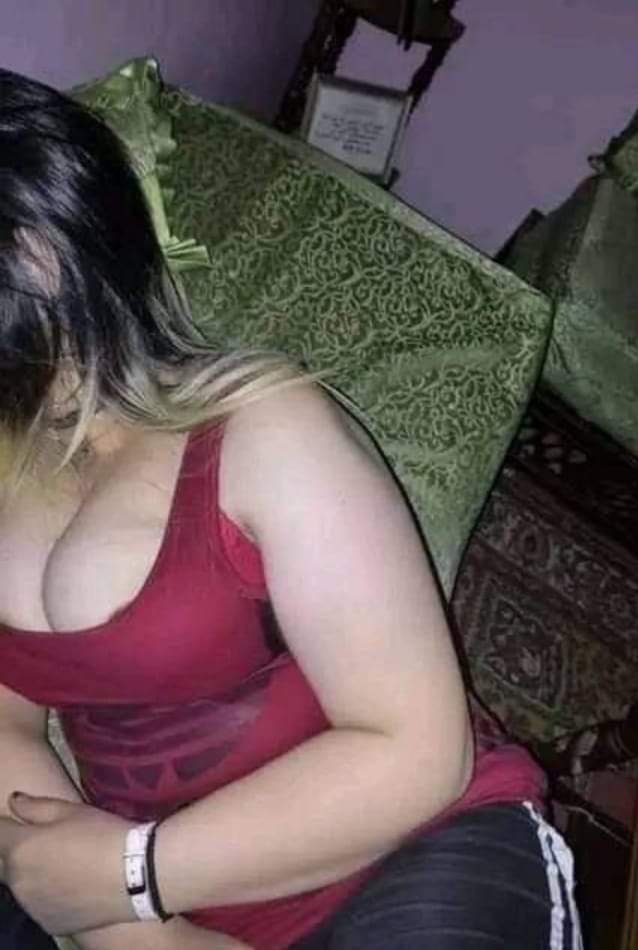 في هذا الصباح  اللهم نسألك خير مافي هذا اليوم بركته ونوره وفتحه وهداه .💙💙  يسعدلي صباحكم 🌺🌺