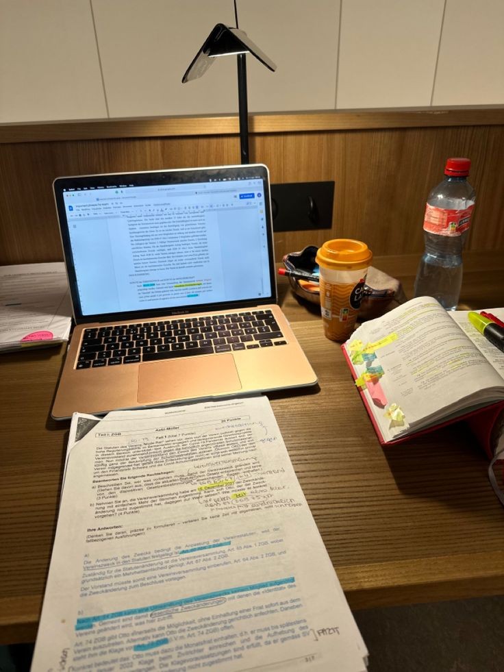 meerakirana's tweet photo. ㅤ

Oh, I really miss my short trip in Texas. I really need to get out from my room, please send help (meraung-raung seperti orang utan).        

ㅤ https://t.co/q6ilUXr5Yb