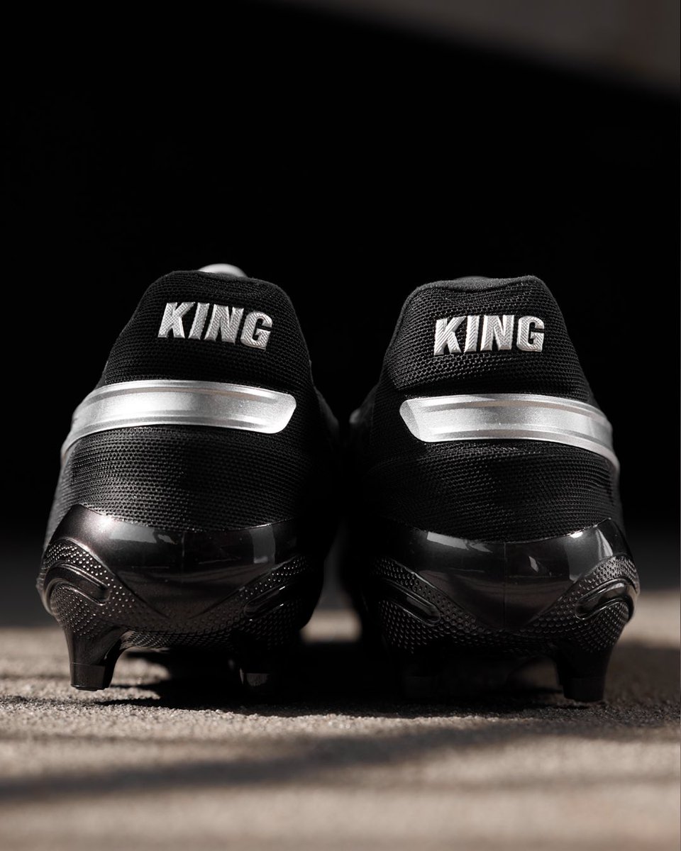 SoccerBible's tweet photo. The latest boot drop for @pumafootball sees the King Ultimate model take on a tattoo design across the upper. https://t.co/gEkGKs0JrN