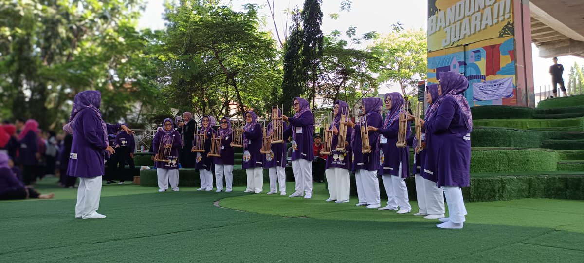 INTERNATIONAL COLLABORATION IN COMMUNITY SERVICES FOR COMMUNITY BASED FALL PREVENTION PROGRAM.
Collaboration Between : Universitas Respati Indonesia, Jutendo University and Indonesia Ramah Lansia Jawa Barat

Bandung, 29 September 2024