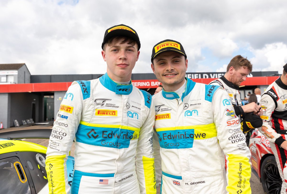 So close… 🤏

Harry George and Luca Hopkinson put on quite a show during the British GT finale at Brands Hatch, finishing just shy of the outright GT4 podium in a thrilling run to the flag.

Relive the action with our report

🔗 ramracing.com/2024/10/01/ram…