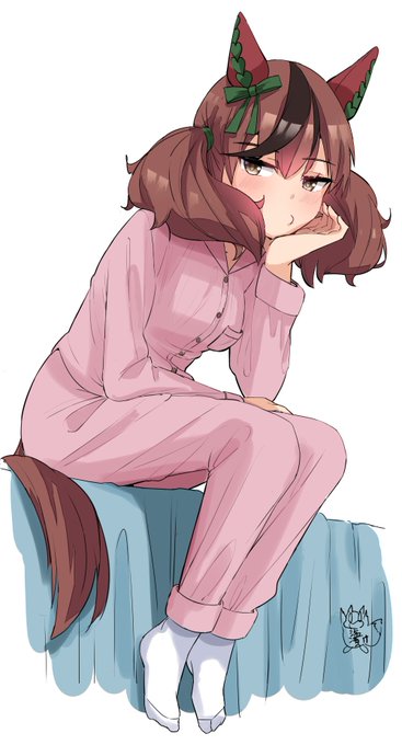 寝る前におねーさんが怖い話をしてあげよう

#ウマ娘
#ナイスネイチャ 